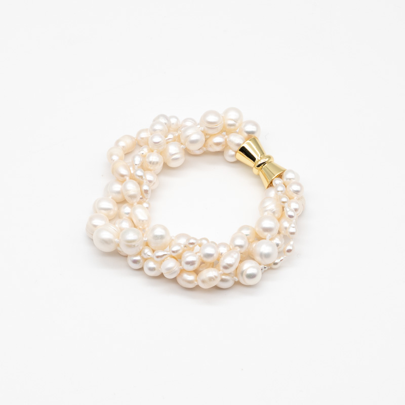 four-strand freshwater pearl bracelet