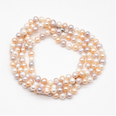 Three-color freshwater pearl necklace with clasp