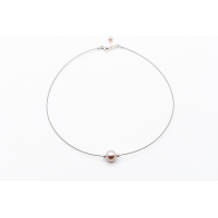 Single freshwater pearl necklace in lavender