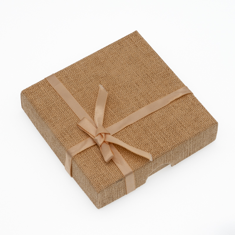 light brown gift box with dark interior – elegance for jewelry